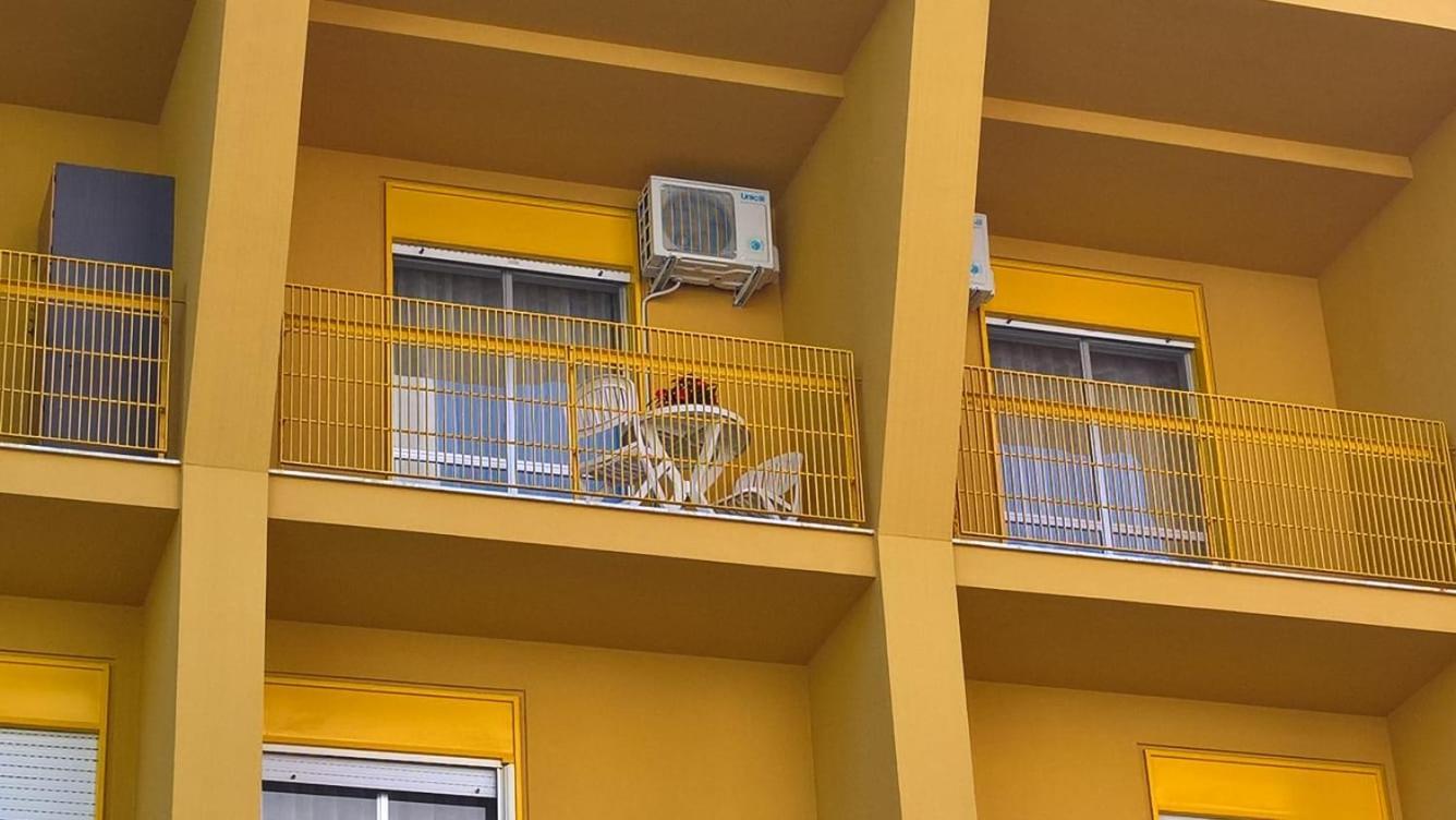Yellow House チェファル エクステリア 写真